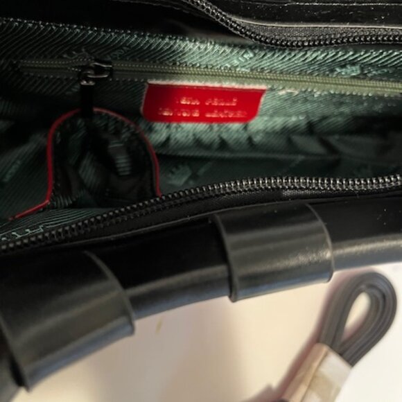 Daniel Amoda Italian leather bag. - Picture 3 of 5